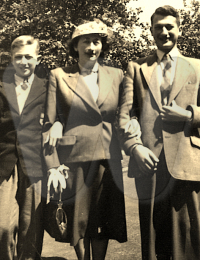 Imagebar/Hilde Homer with sons Ralph and John.JPG